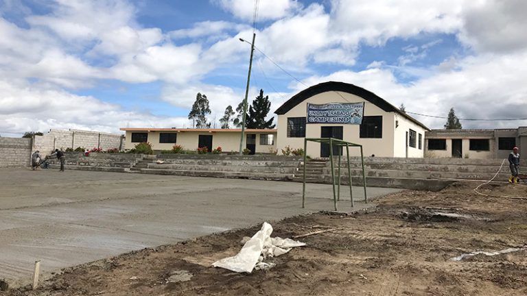 CANCHA SANTA ROSA